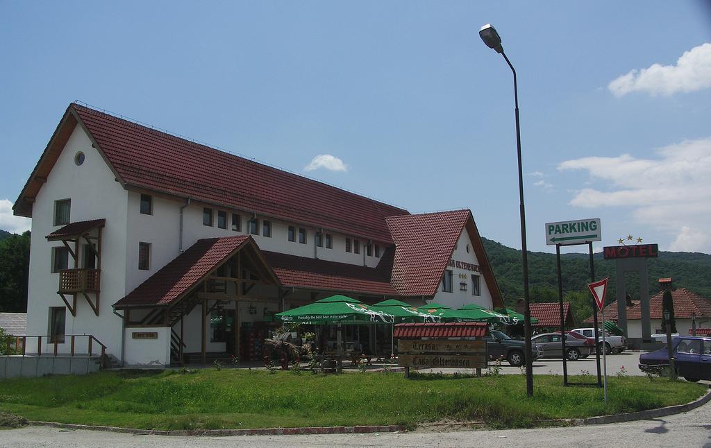 Motel Casa Olteneasca Ramnicu Valcea Exterior photo
