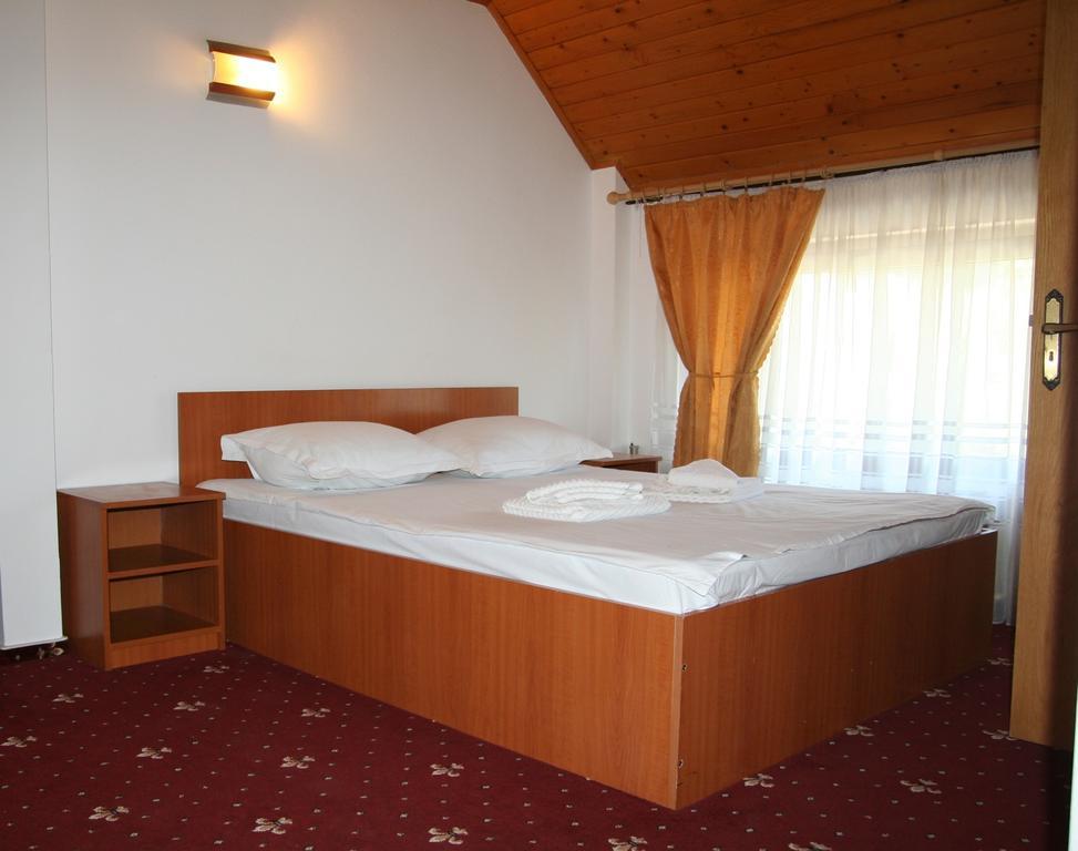 Motel Casa Olteneasca Ramnicu Valcea Room photo